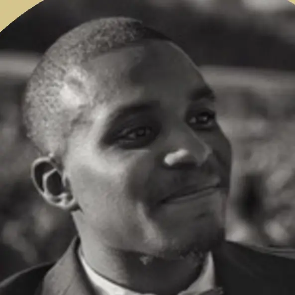 CV Interior designer & pro customer manager