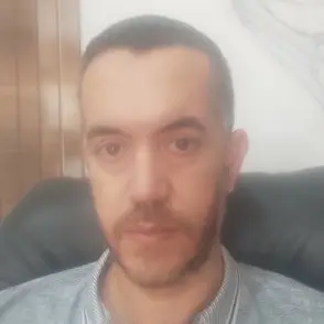 Candidat 2601071023 - Architecte En Ingénierie Des Façades Légères