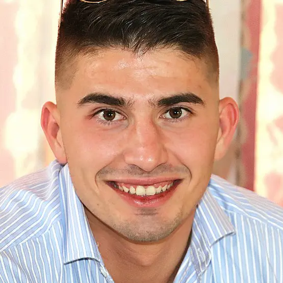 CV Poseur d’ameublement