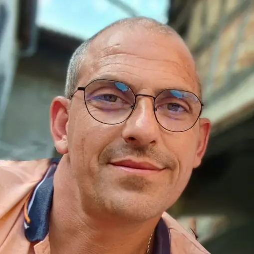 Candidat 260223135411 - Responsable De Magasin Et Commercial