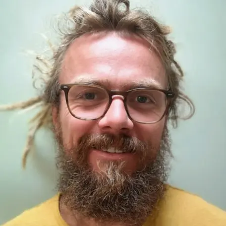 CV Artisan / menuisier / charpentier