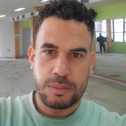 CV Technicien Artisan Spécialisé En Revêtements De Sols, Murs Et Décoration