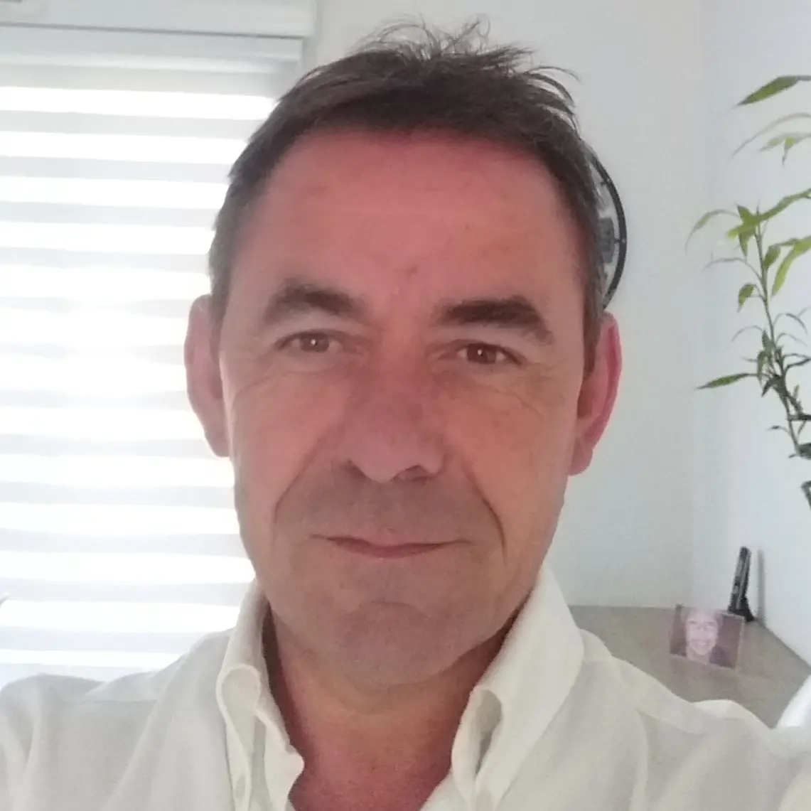 Candidat 2608071032 - Agent De Vente / Administratif