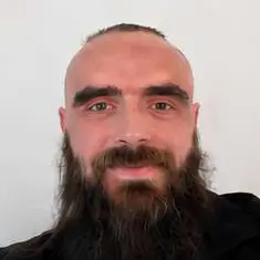 Candidat 2608182139 - Chargé D'affaires