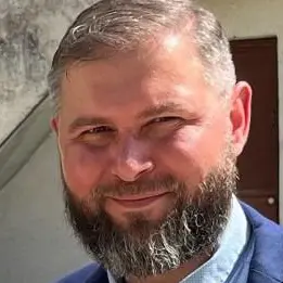 Candidat Chargé De Projets