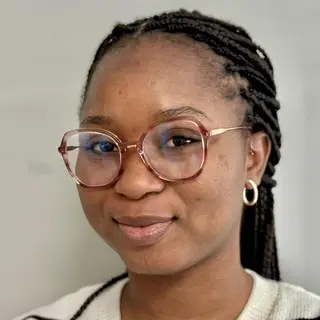 Candidat 260914095321 - Acheteuse Junior
