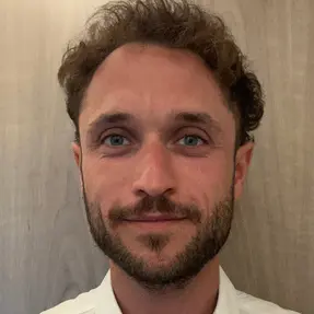 CV Chargé d’affaires