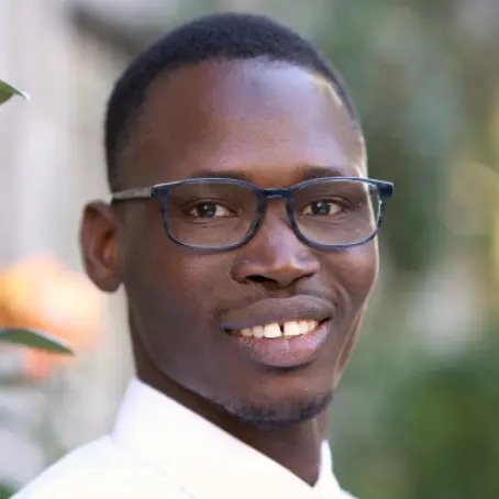 Candidat 261015173037 - Collaborateur Comptable