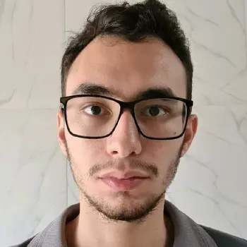 Candidat 261024093121 - Géophysicien