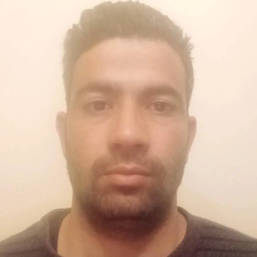 Candidat 2610262300 - Aide Électricien