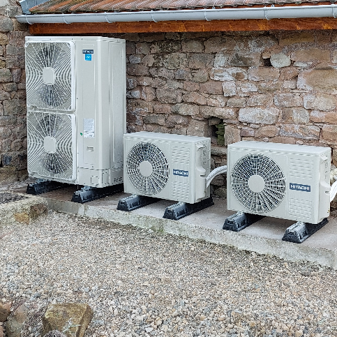 Groupes extérieurs de pompes à chaleur air-eau - ACTEA